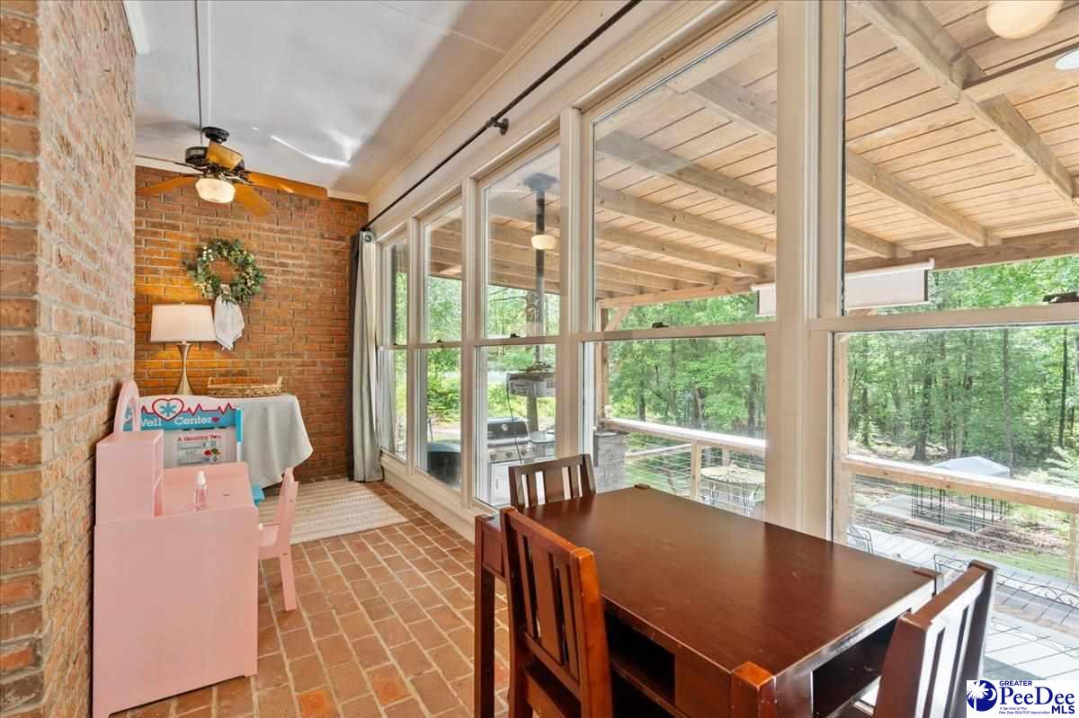 209 Fairway Rd