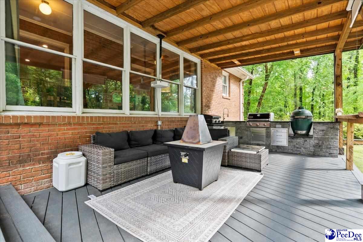 209 Fairway Rd