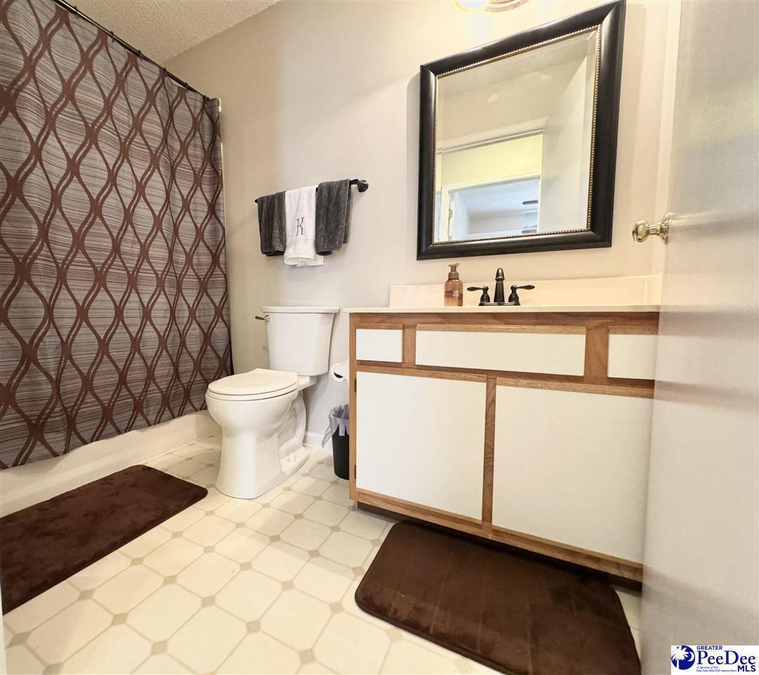1130 3rd Loop Road Unit E