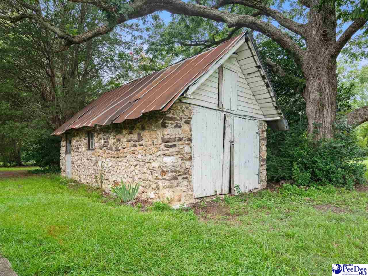 280 W Main St