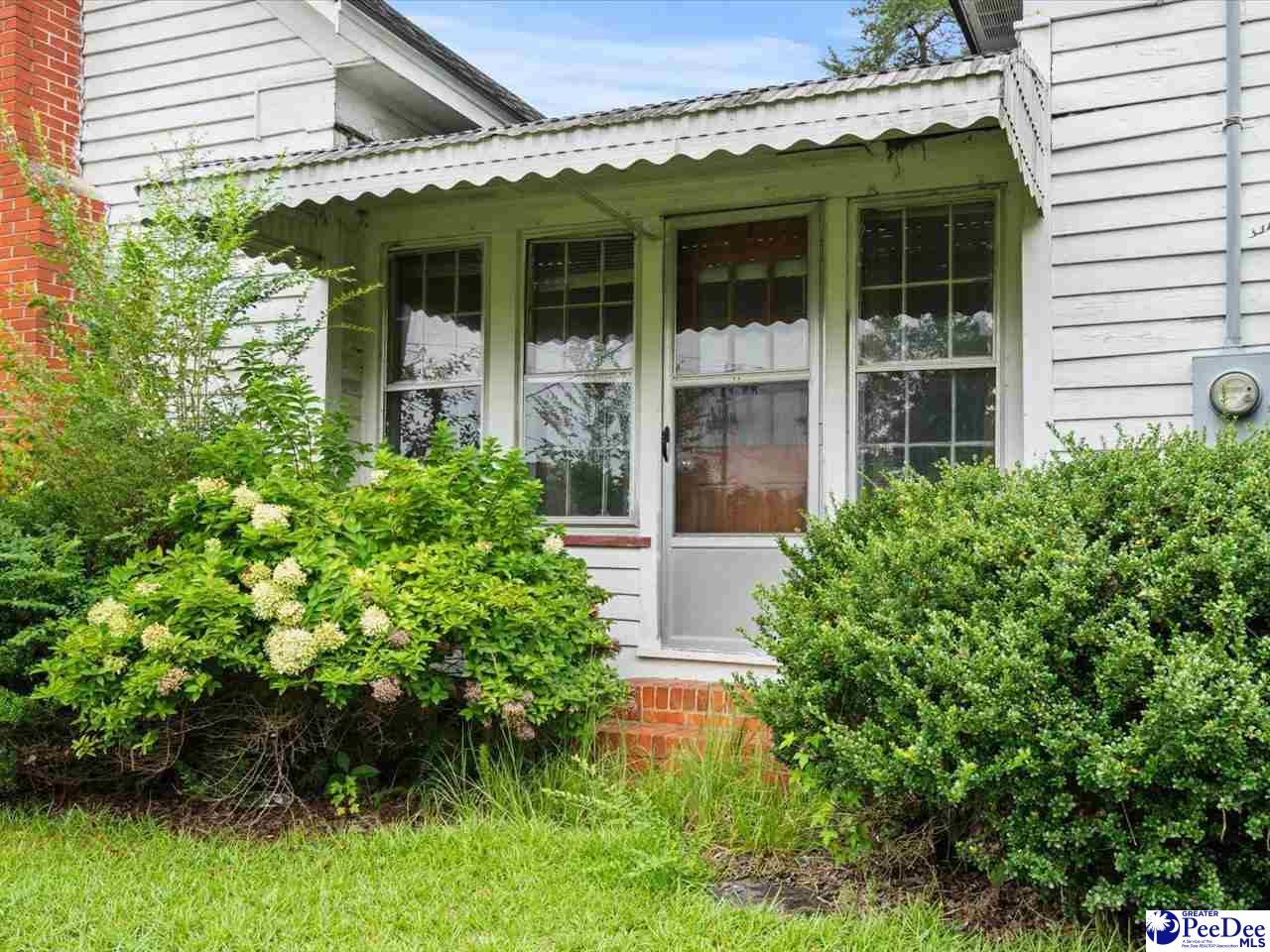 280 W Main St