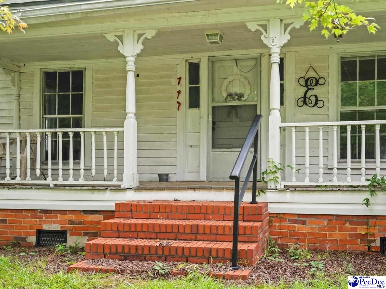 280 W Main St