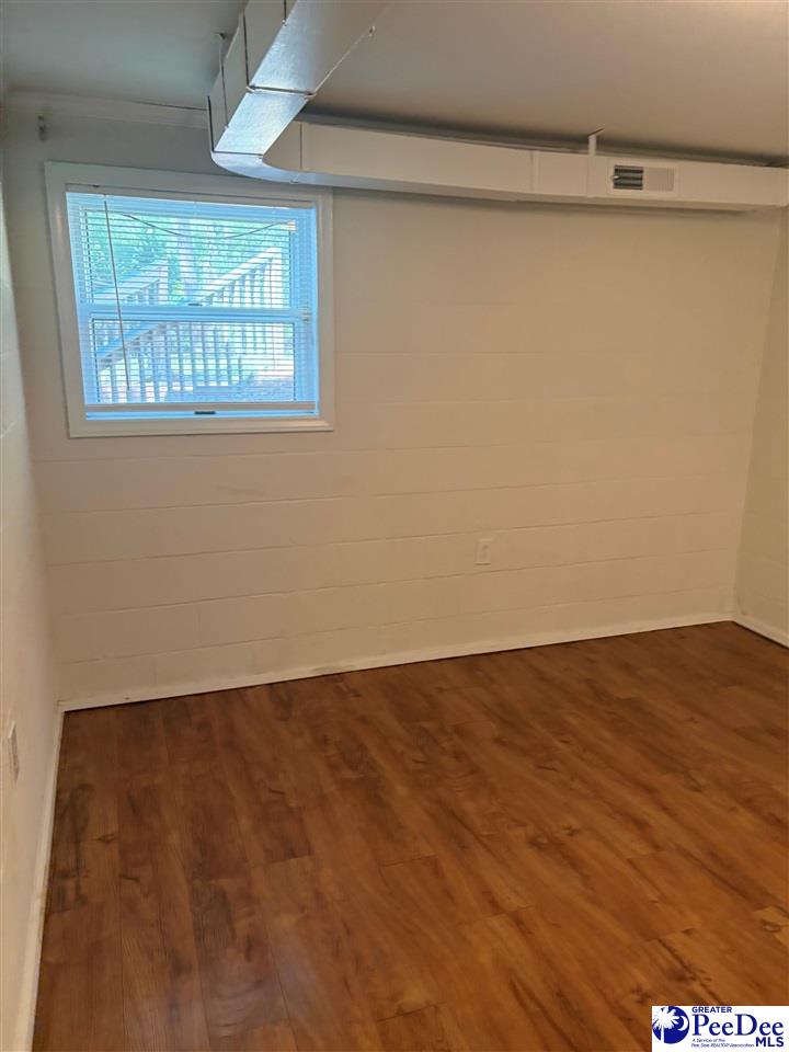 304 Sliding Hill