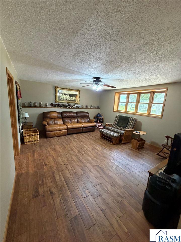 78772 290th Street, Madelia, MN 56062 Listing Photo  18