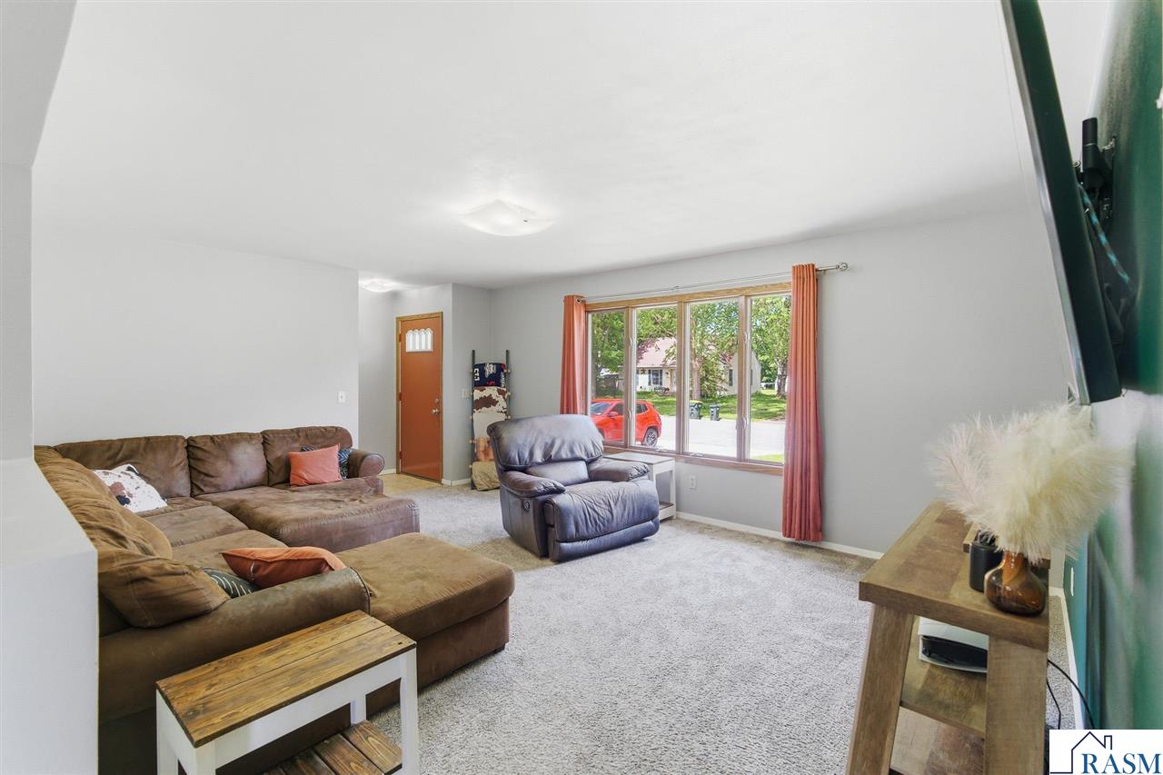 122 E Martin Street, Lewisville, MN 56060 Listing Photo  9