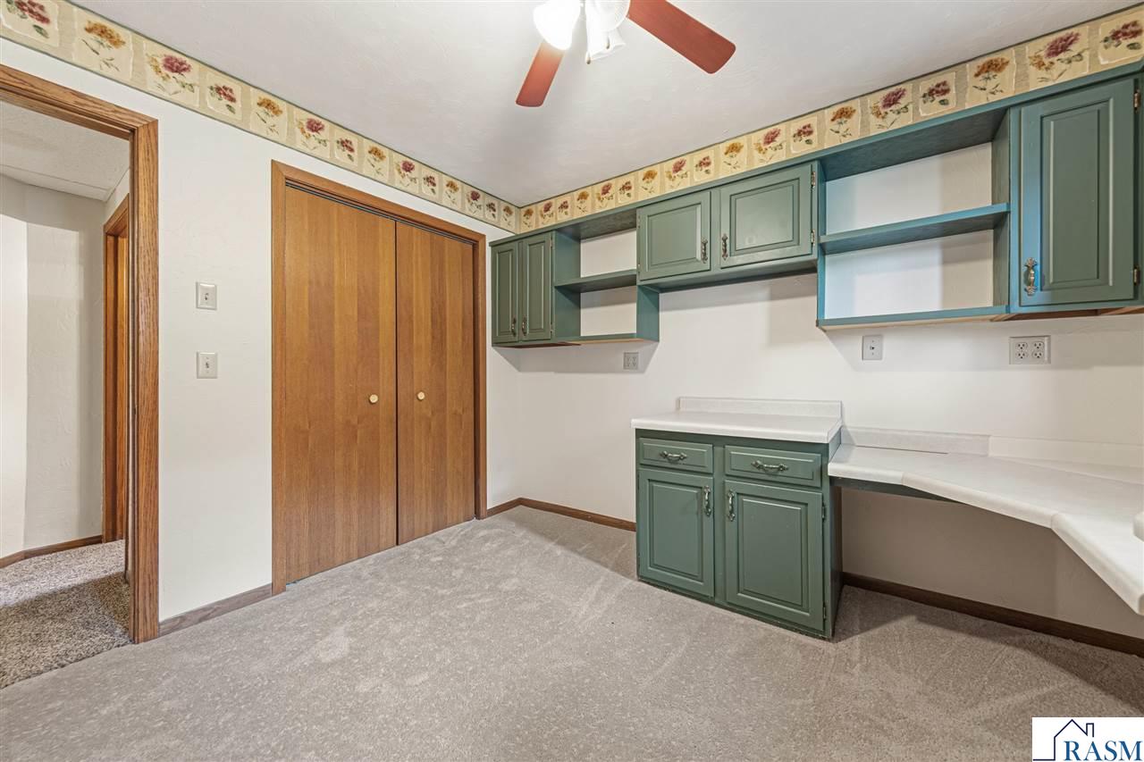 1139 N 10th Street, St. James, MN 56081 Listing Photo  34