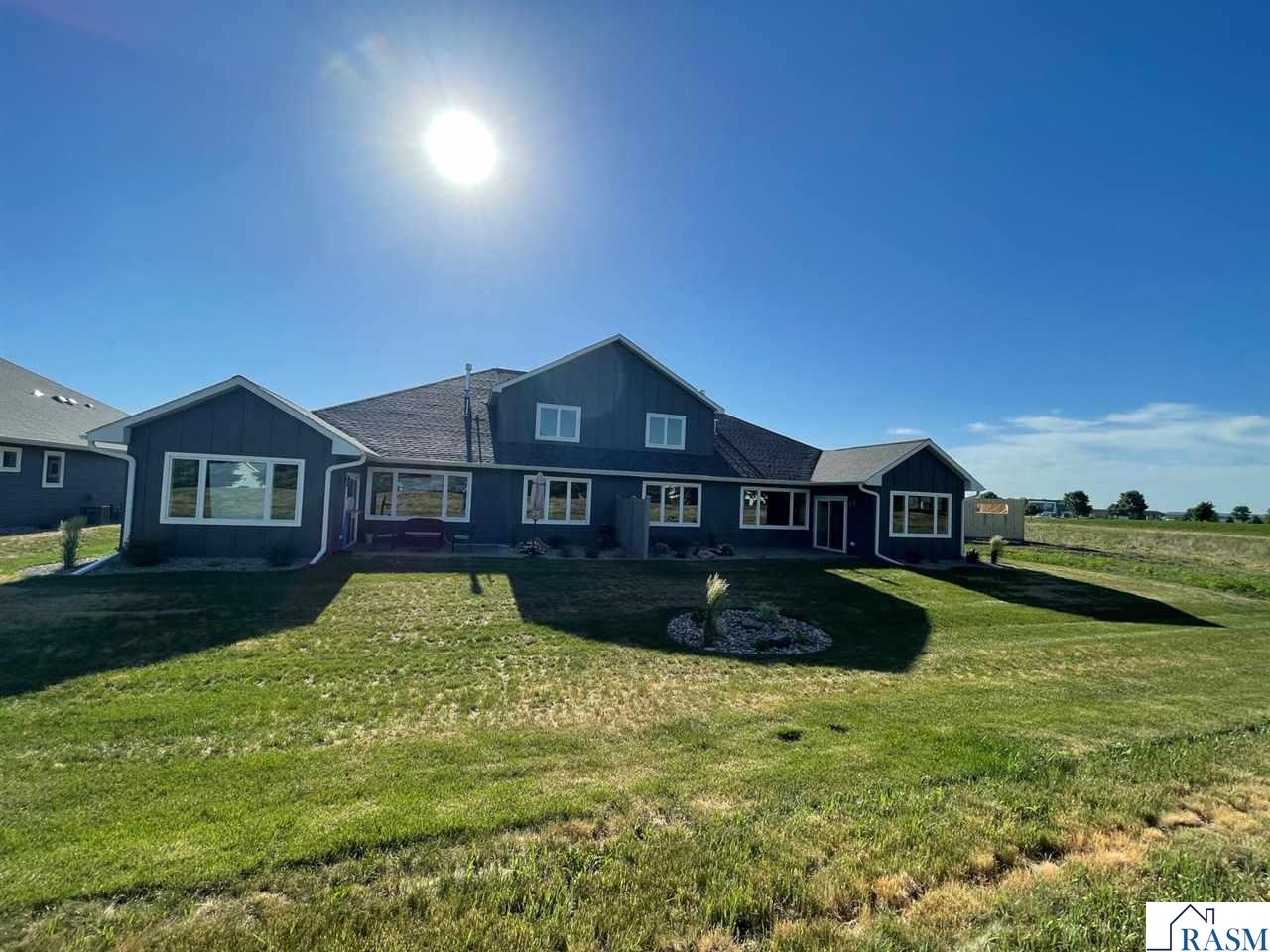 408 Fontaine Trail, Mankato, MN 56001 Listing Photo  2