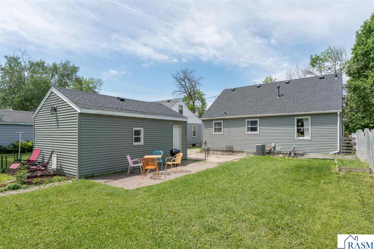 121 Winkler Street, Mankato, MN 56001 Listing Photo  29