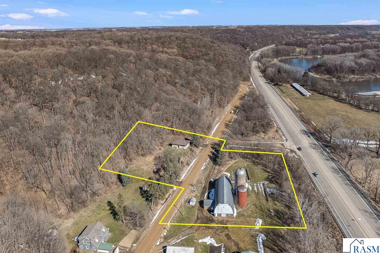 48050 Old River Bluff Road, St. Peter, MN 56082 Listing Photo  15