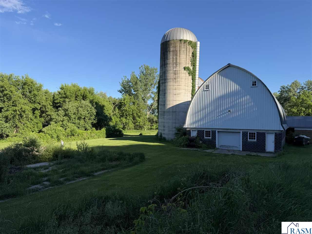 48050 Old River Bluff Road, St. Peter, MN 56082 Listing Photo  3