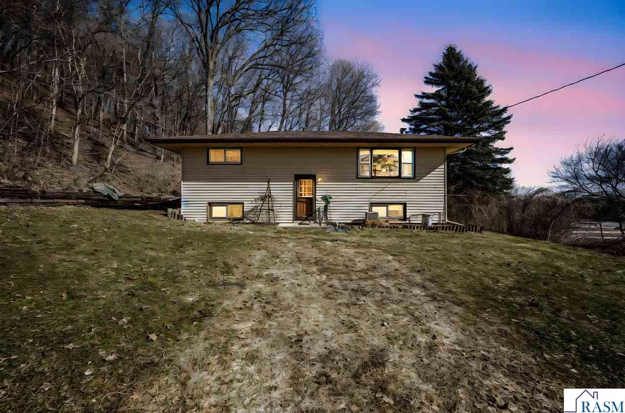 48050 Old River Bluff Road, St. Peter, MN 56082 Listing Photo  73