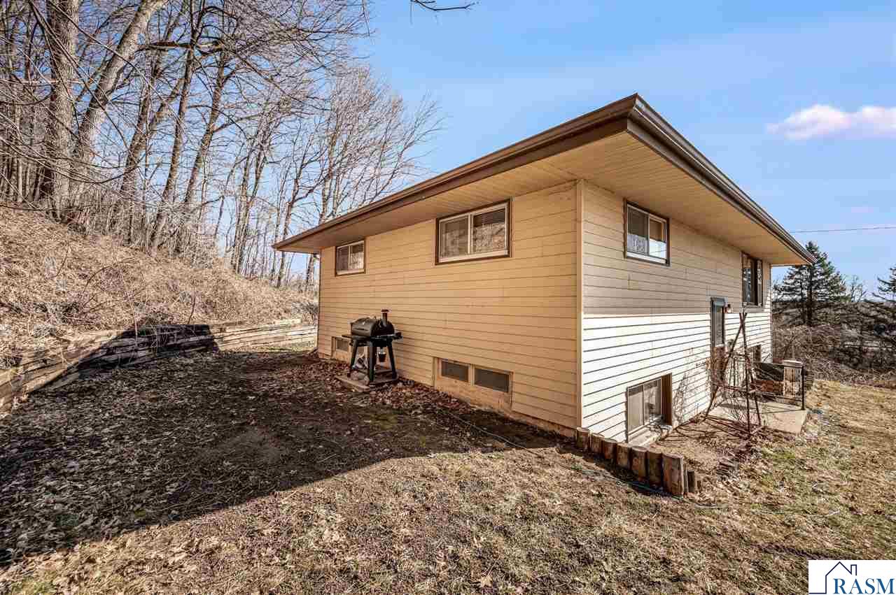 48050 Old River Bluff Road, St. Peter, MN 56082 Listing Photo  80