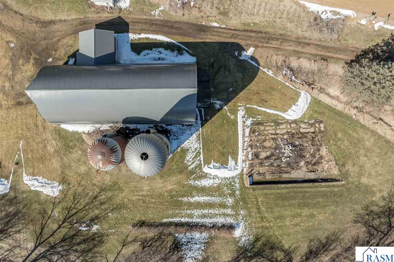48050 Old River Bluff Road, St. Peter, MN 56082 Listing Photo  82