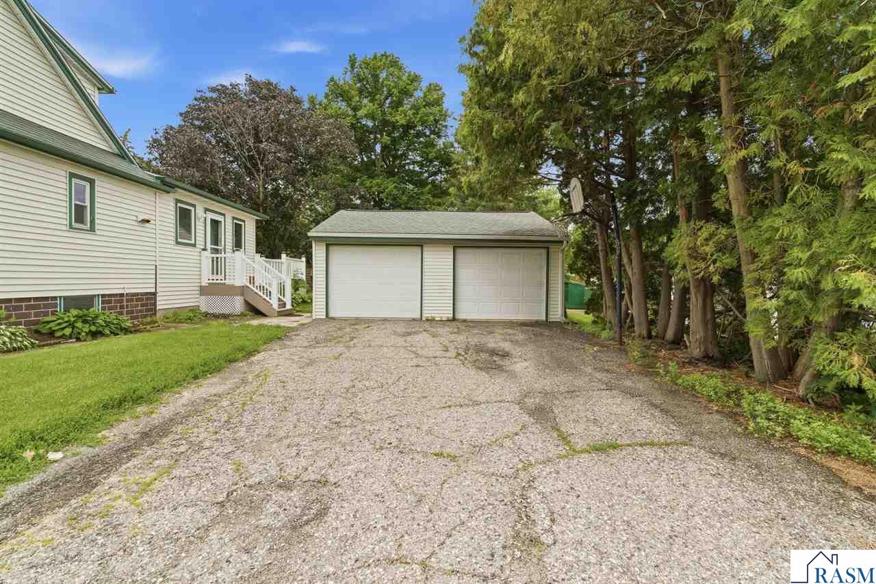 1113 N State Street, Waseca, MN 56093 Listing Photo  5