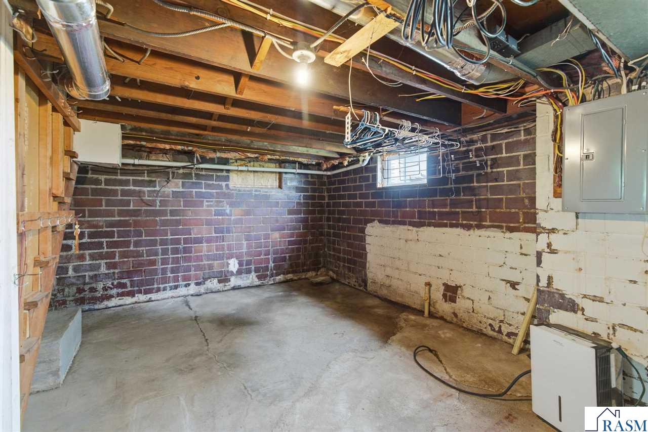 1113 N State Street, Waseca, MN 56093 Listing Photo  43