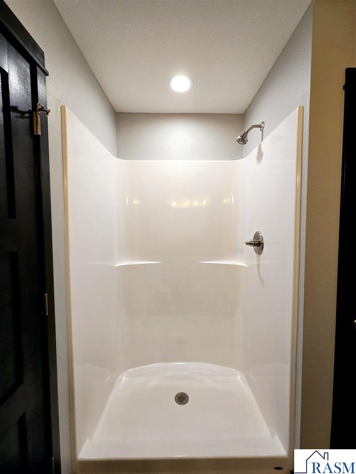 1119 SE 8th Avenue, Waseca, MN 56093-2075 Listing Photo  21