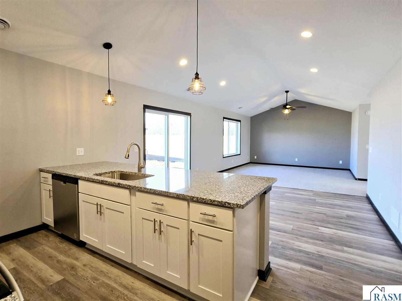 1119 SE 8th Avenue, Waseca, MN 56093-2075 Listing Photo  5