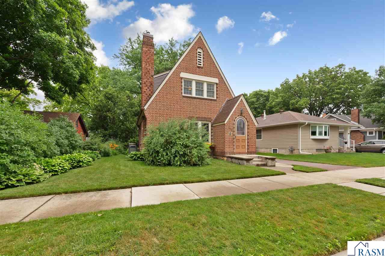 628 Grant Ave