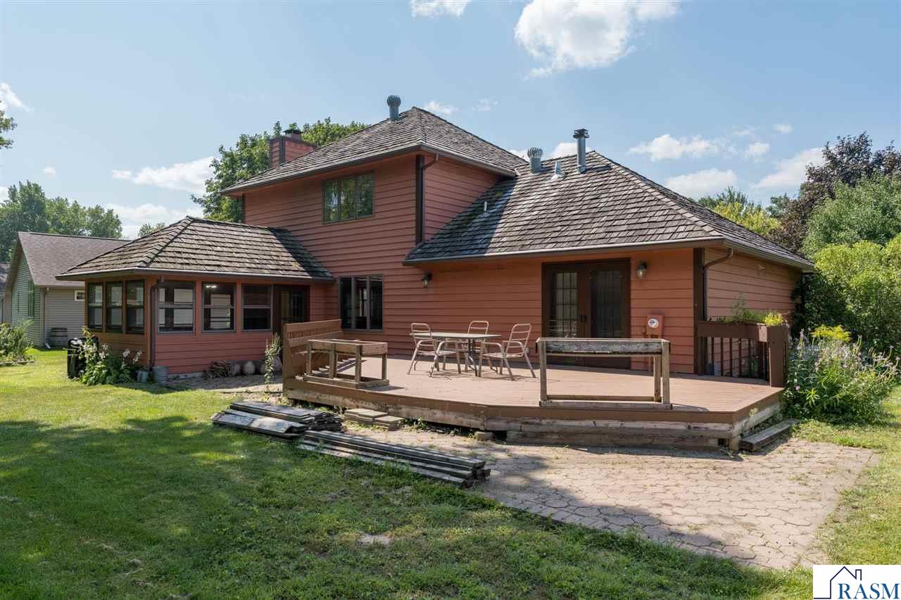 1002 Oak Terrace Drive, North Mankato, MN 56003 Listing Photo  41