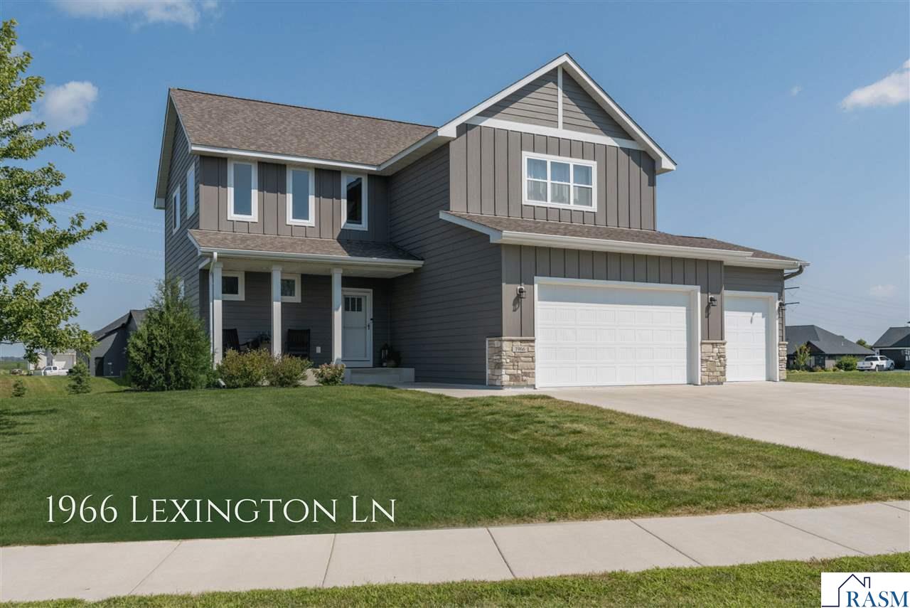 1966 Lexington Lane, North Mankato, MN 56003 Listing Photo  1