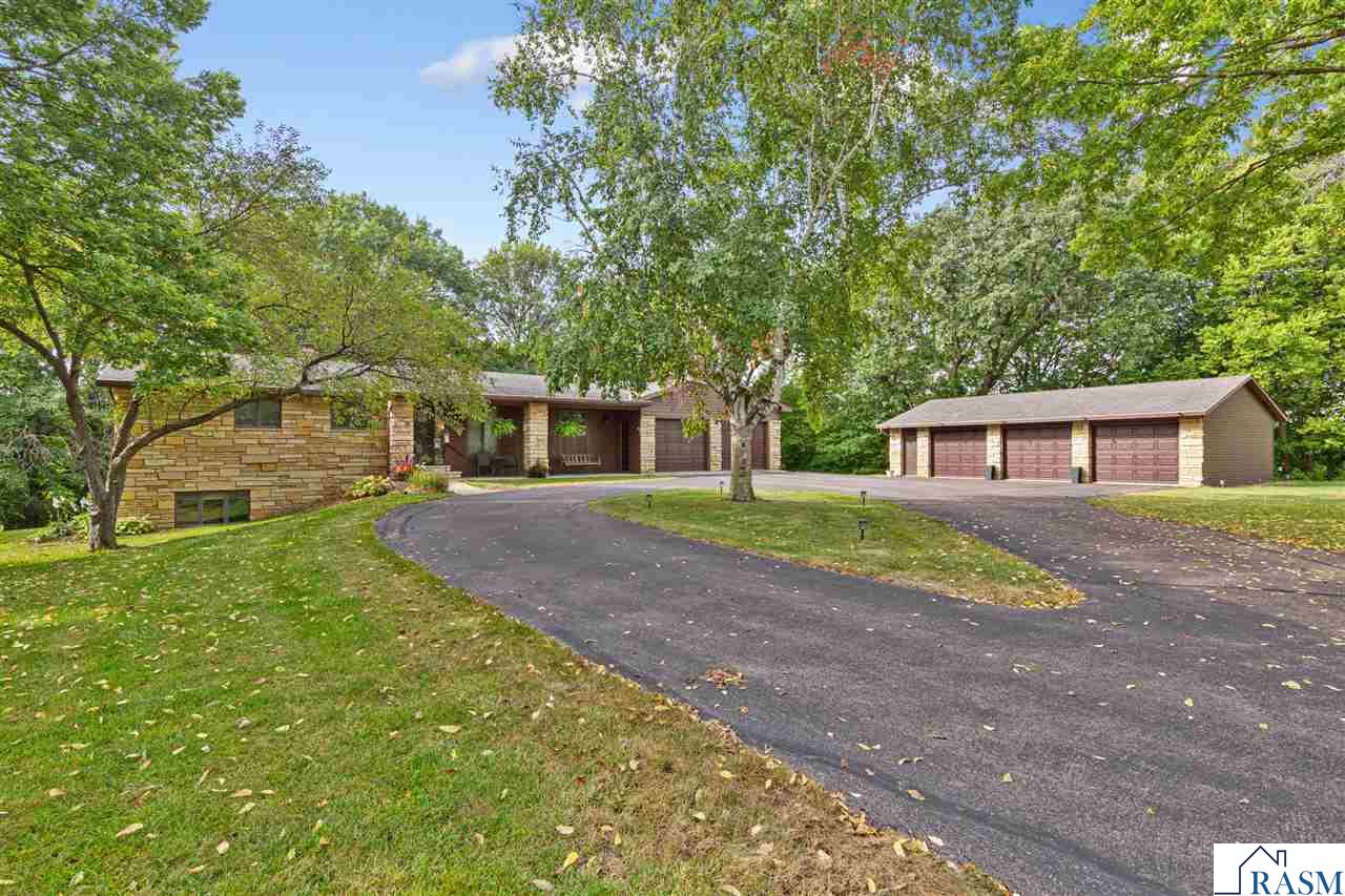 23 Holiday Court, North Mankato, MN 56003 Listing Photo  1