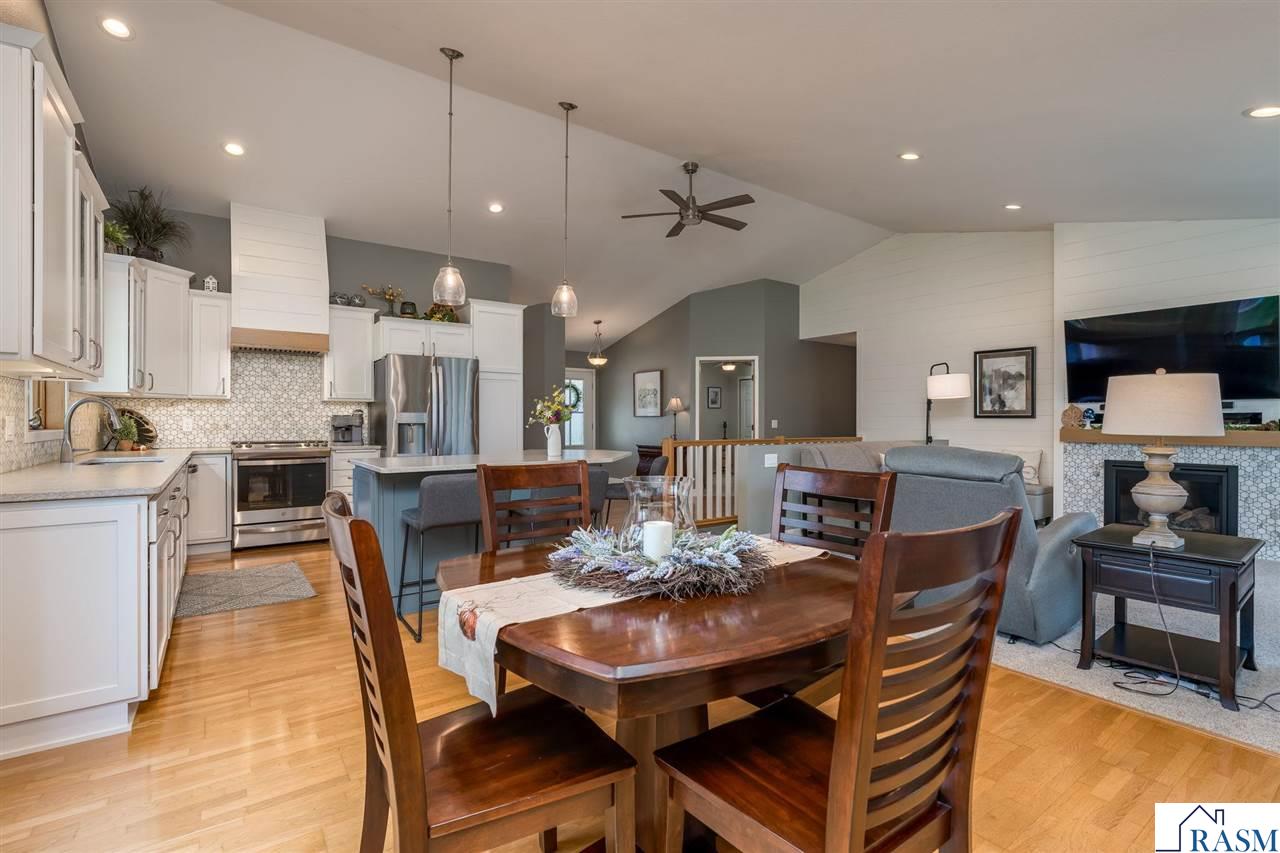2029 Sundance Lane, North Mankato, MN 56003 Listing Photo  14