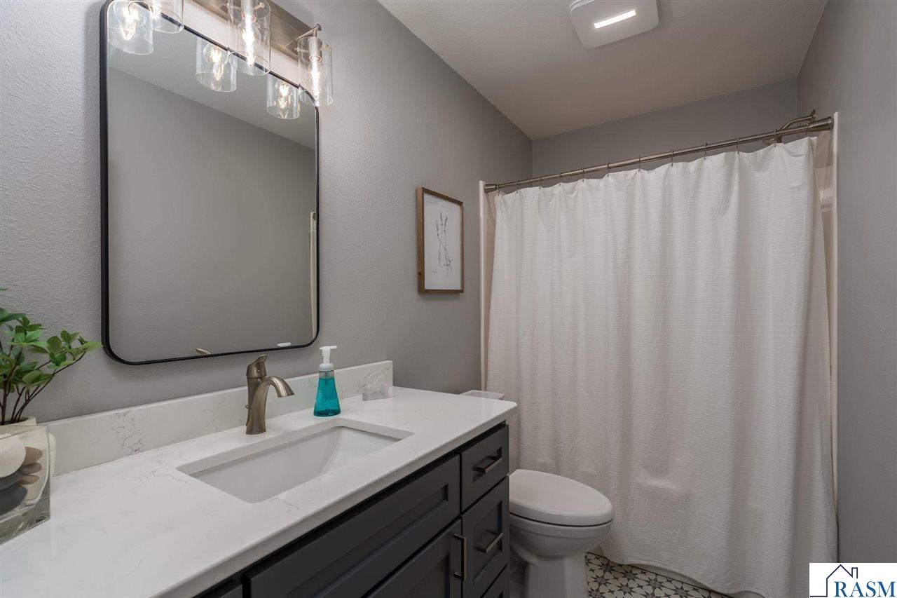 2029 Sundance Lane, North Mankato, MN 56003 Listing Photo  31