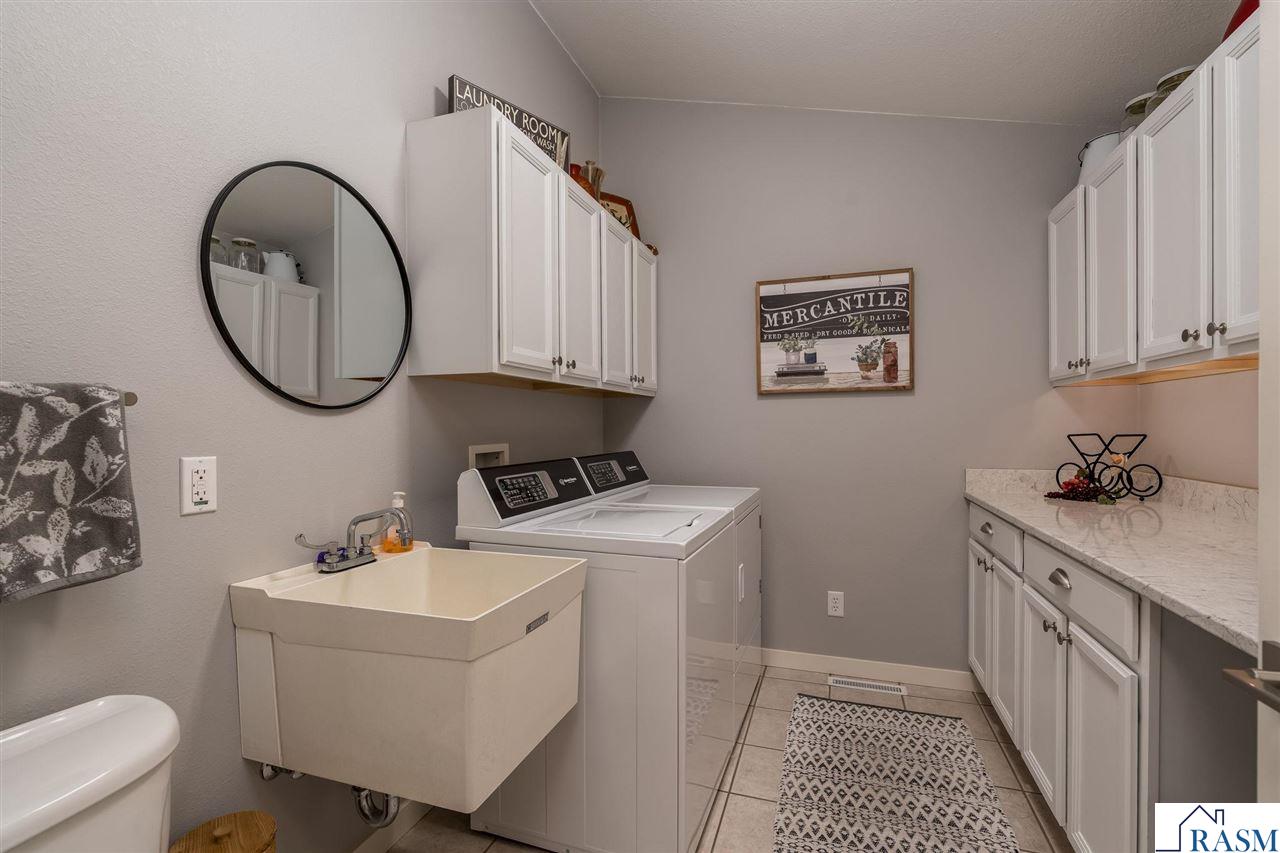 2029 Sundance Lane, North Mankato, MN 56003 Listing Photo  33
