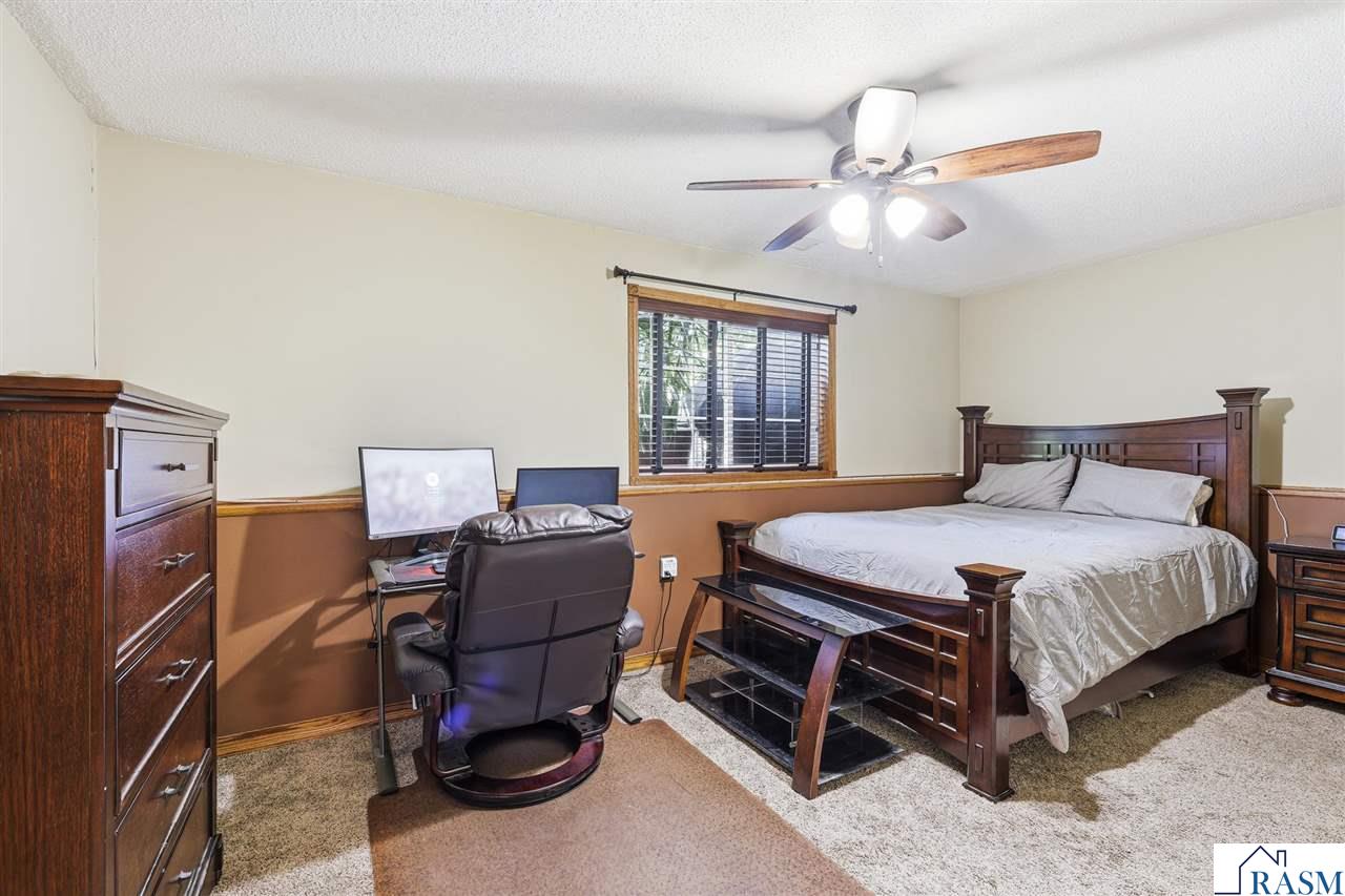 1115 Ridge Street, Jordan, MN 55352 Listing Photo  23