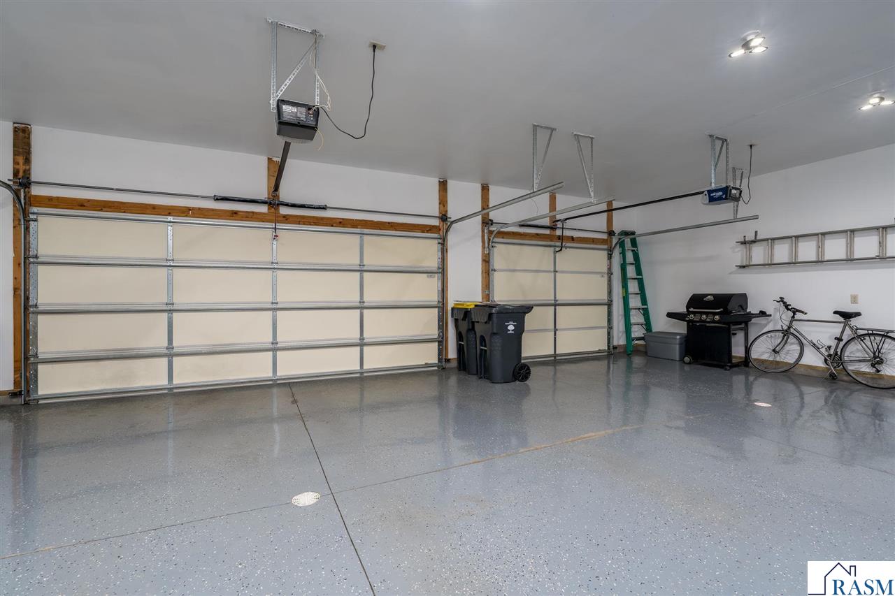 2377 Rolling Green Lane, North Mankato, MN 56003 Listing Photo  30