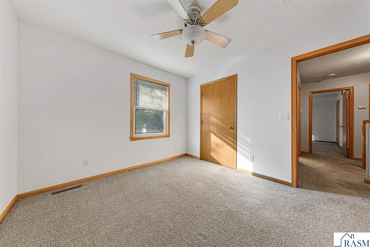 2057 Howard Drive, North Mankato, MN 56003 Listing Photo  27