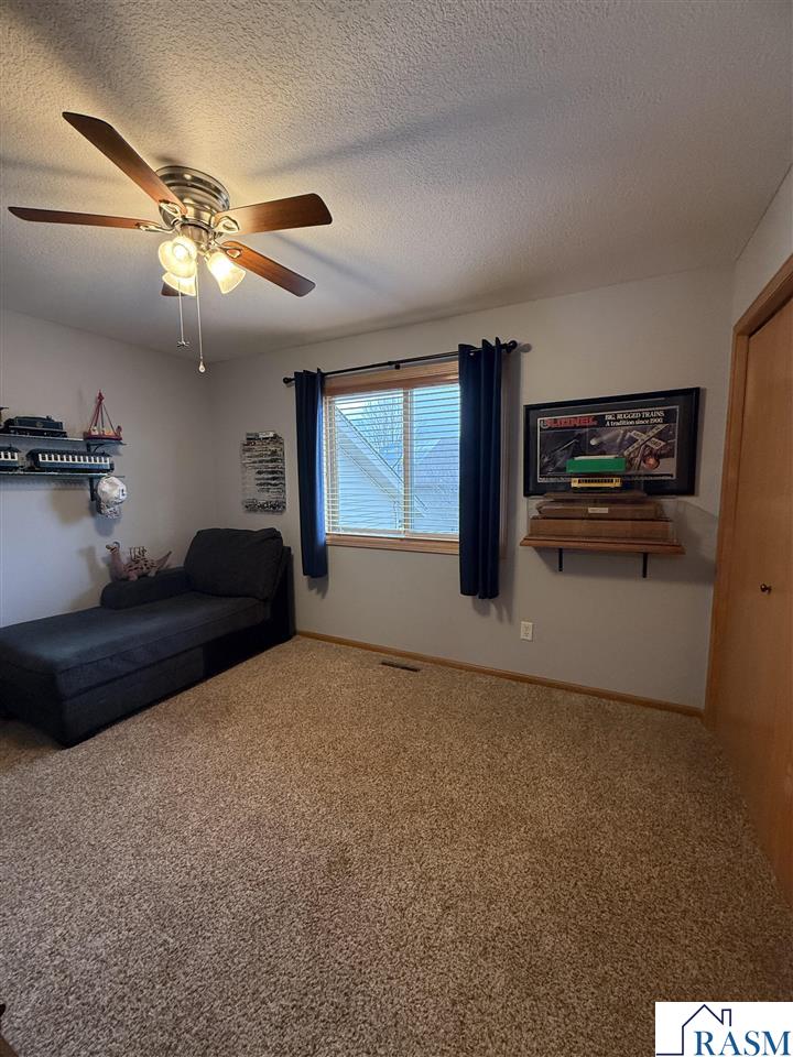 1005 SE 12 Street, Waseca, MN 56093 Listing Photo  17