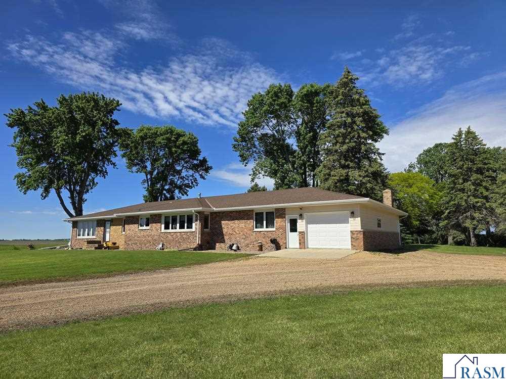 35996 391st Ave, Le Sueur, MN 56058 Listing Photo  1