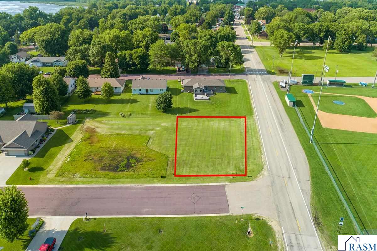 17 Marples Avenue, Minnesota Lake, MN 56068 Listing Photo  1