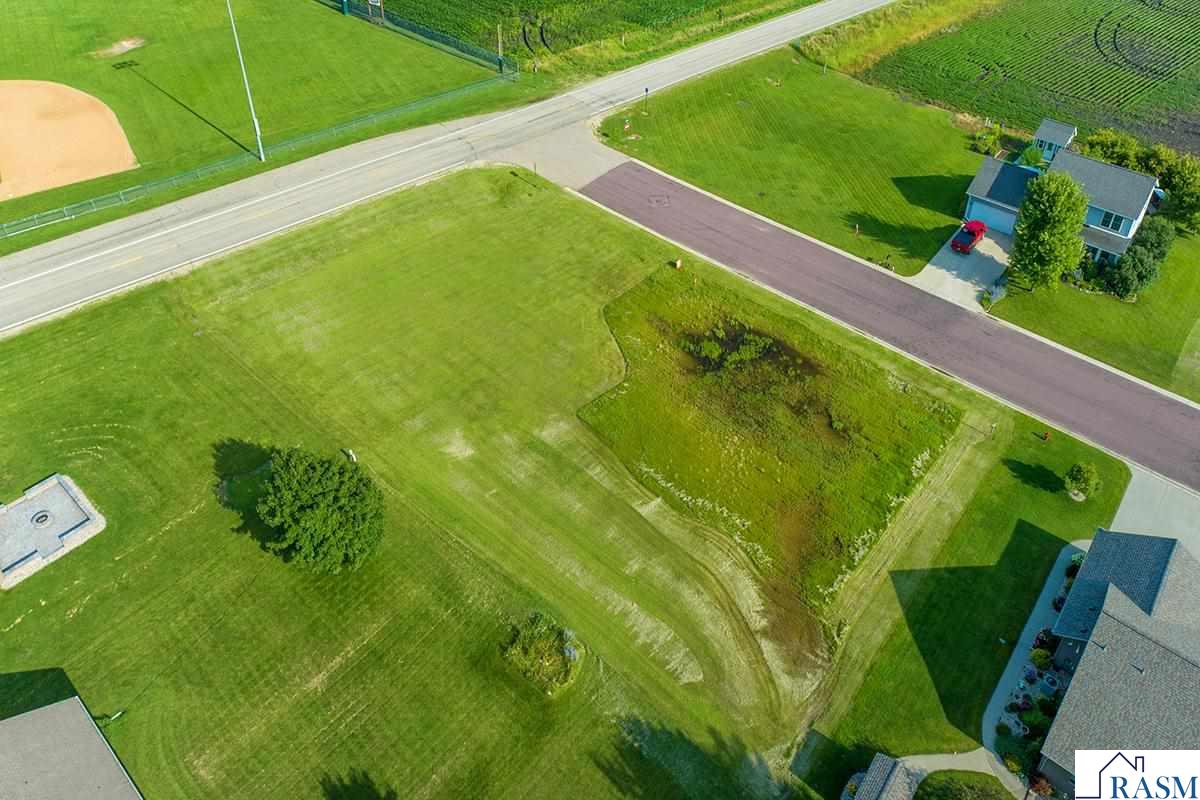 21 Marples Avenue, Minnesota Lake, MN 56068 Listing Photo  2