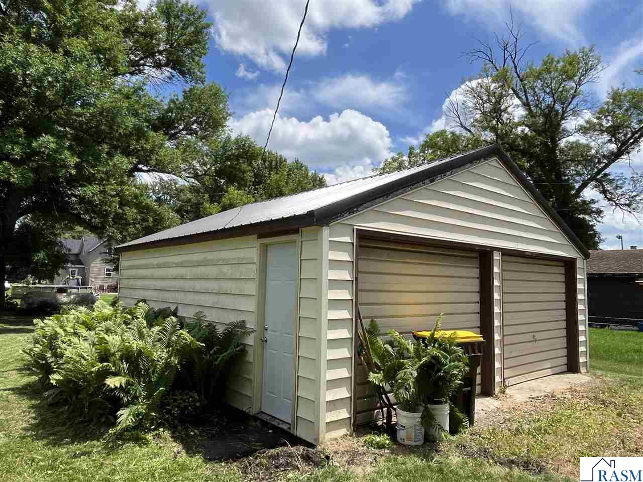105 S 2nd Street, Odin, MN 56160 Listing Photo  28