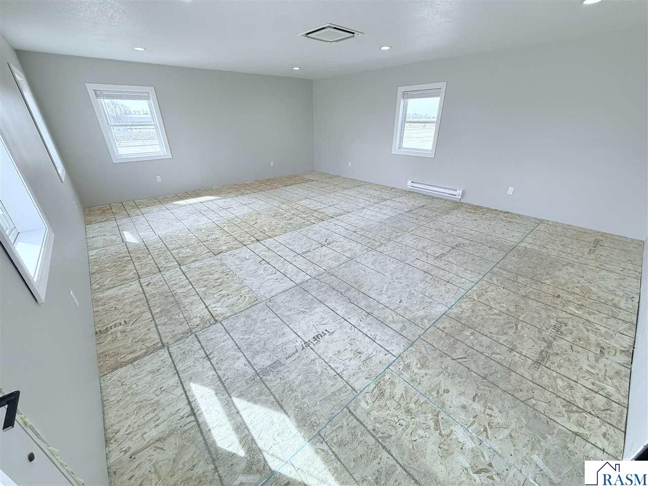 10198 614th Avenue, Minnesota Lake, MN 56068 Listing Photo  20