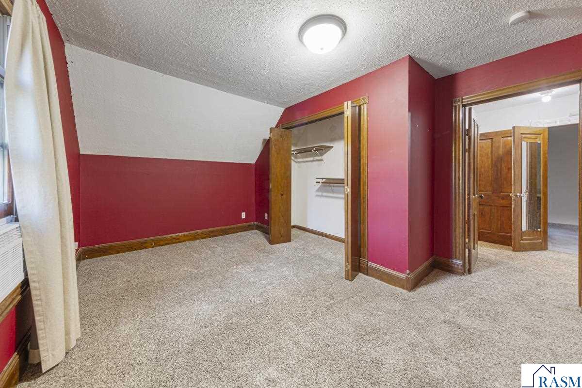 302 S Renville Street, Winthrop, MN 55396 Listing Photo  24