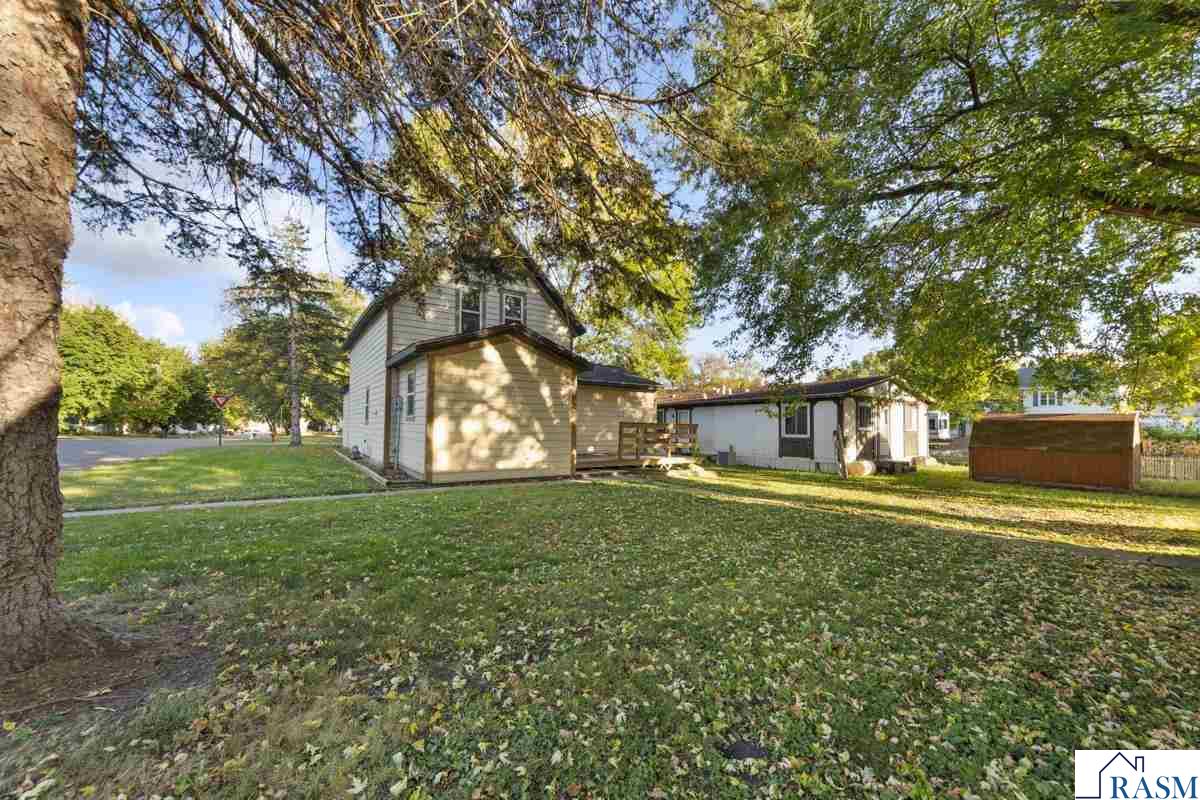 302 S Renville Street, Winthrop, MN 55396 Listing Photo  29