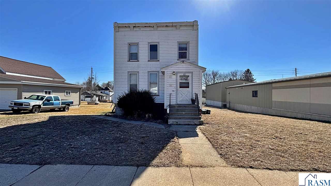 12 E Main Street, Madelia, MN 56062 Listing Photo  1