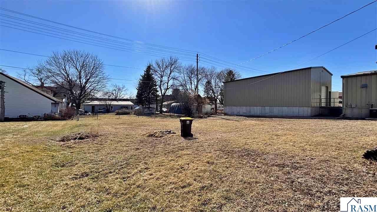 12 E Main Street, Madelia, MN 56062 Listing Photo  8