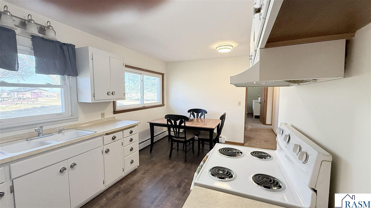 400 E North Street, Waldorf, MN 56091 Listing Photo  5