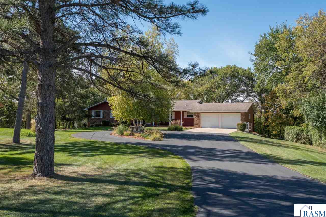 27 Capri Drive, Mankato, MN 56001 Listing Photo  1