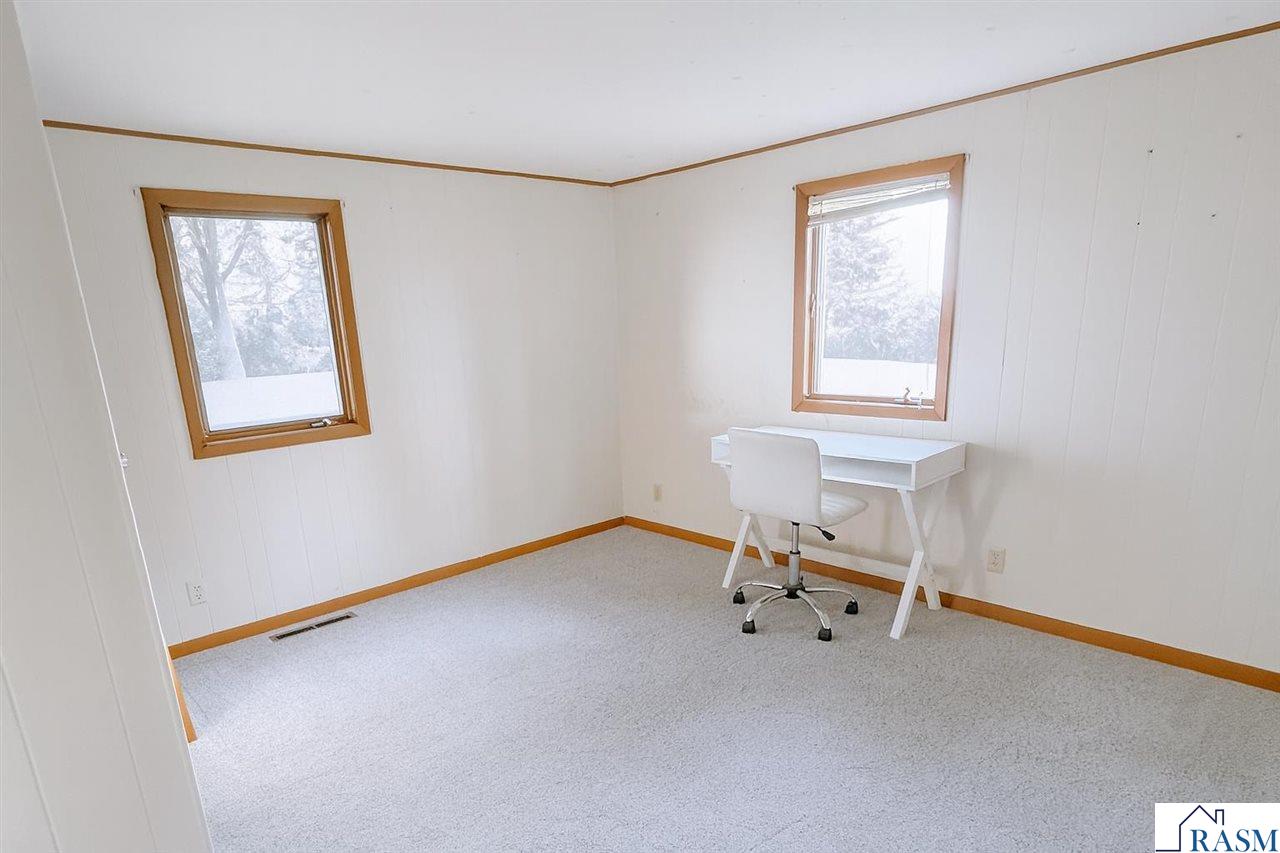 725 110th Street, Sherburn, MN 56171 Listing Photo  14