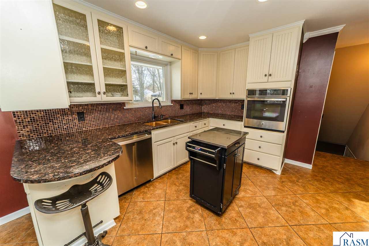 626 Austin Drive, St. Peter, MN 56082 Listing Photo  13