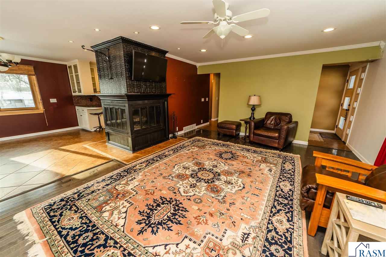 626 Austin Drive, St. Peter, MN 56082 Listing Photo  6