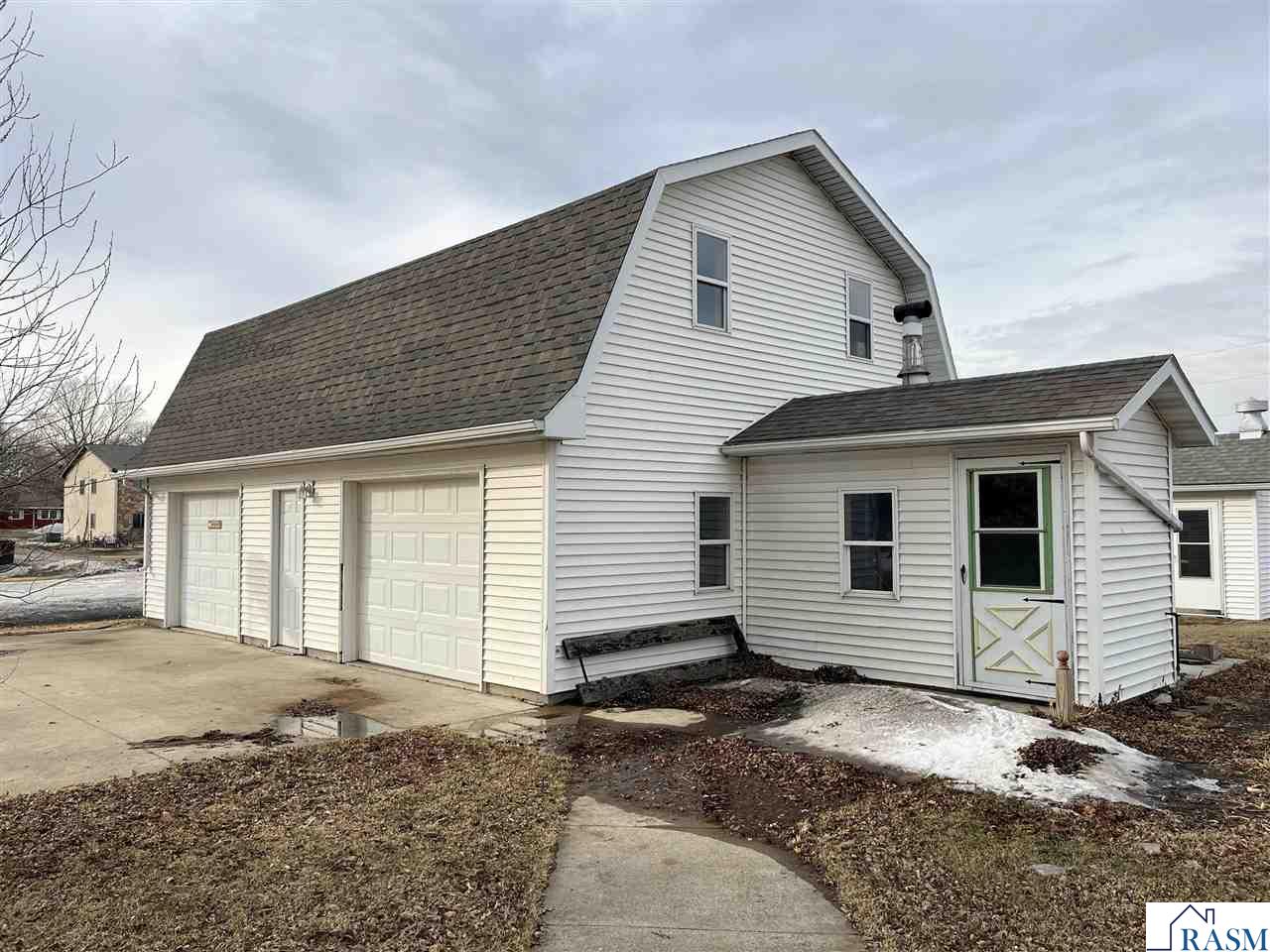 350 Highland Avenue, Butterfield, MN 56120 Listing Photo  6
