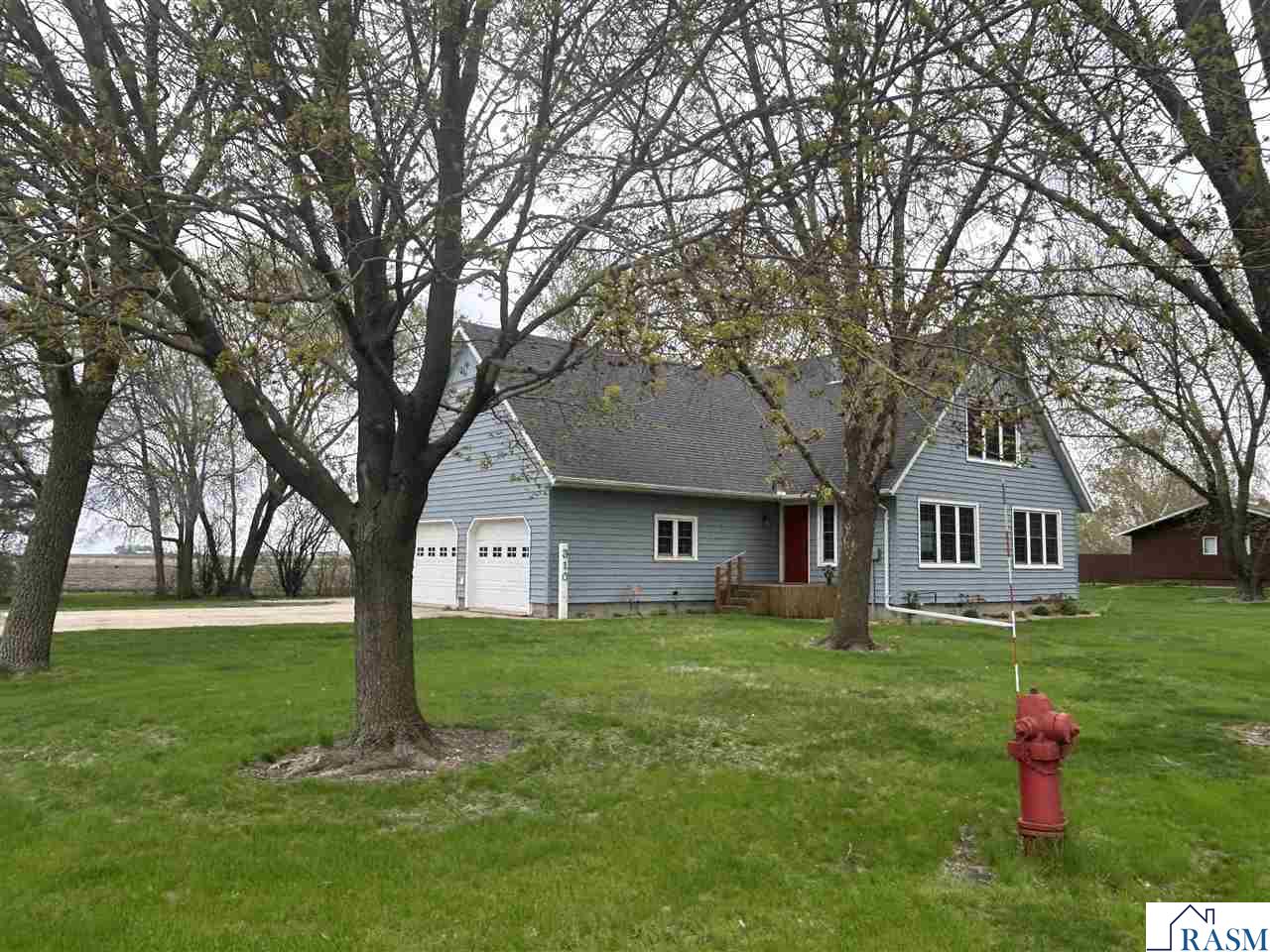 310 1st Avenue NE, Trimont, MN 56176 Listing Photo  1