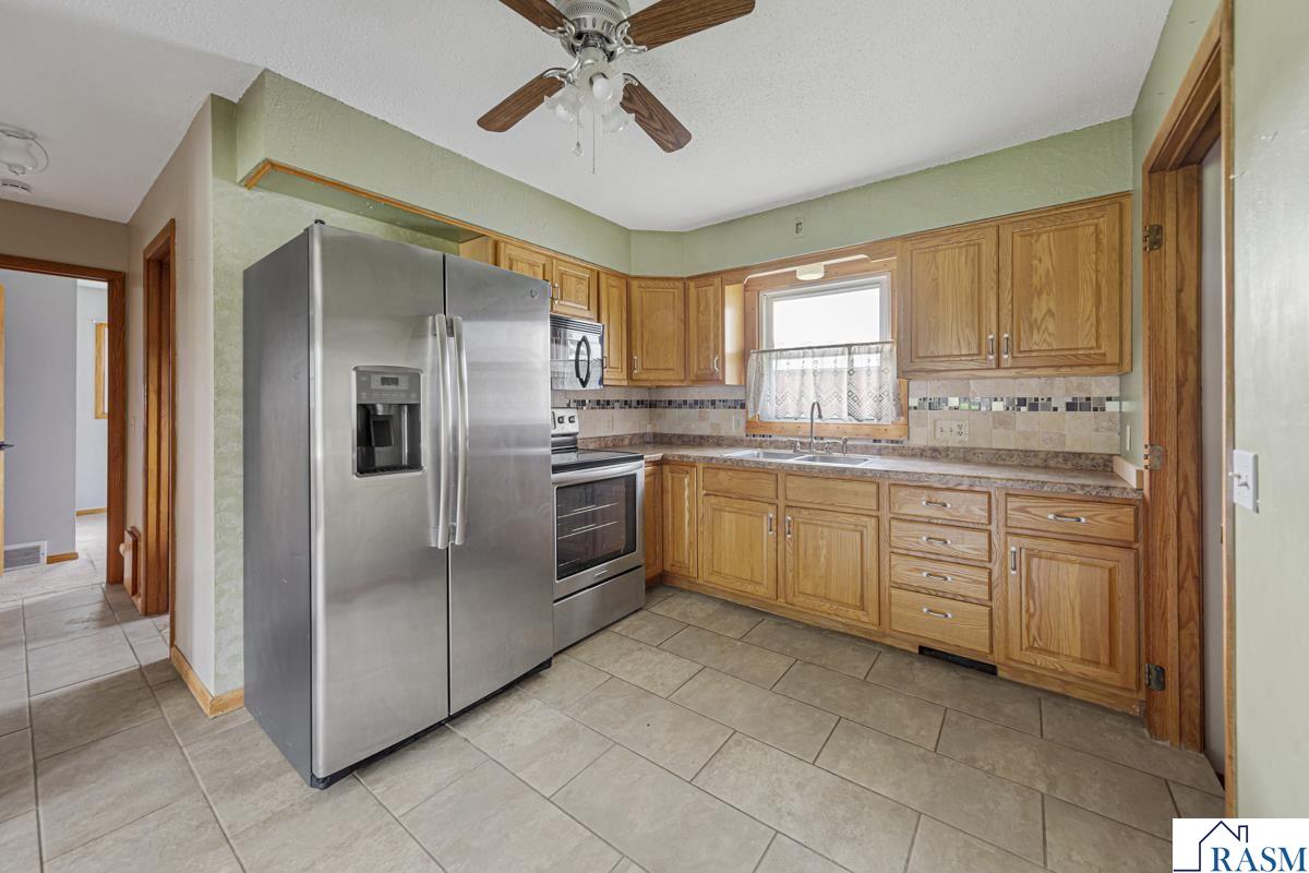 307 Dove Street, Minnesota Lake, MN 56068 Listing Photo  10