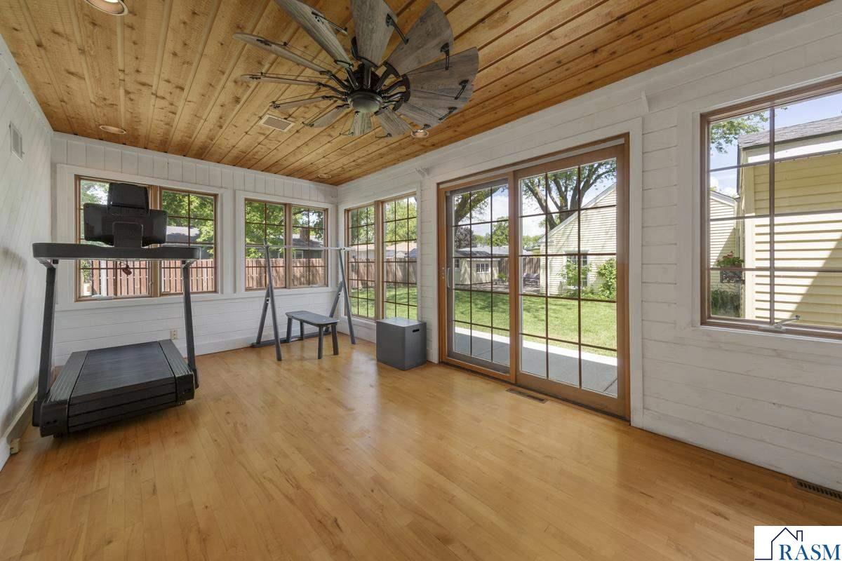901 Clear Lake Drive, Waseca, MN 56093 Listing Photo  22